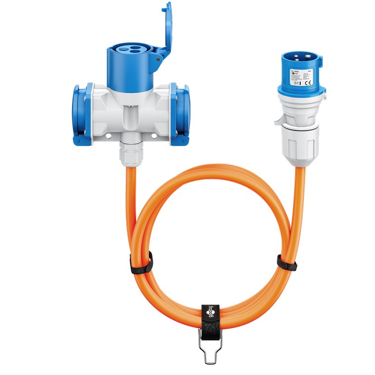 goobay CEE-Adapterkabel für Wohnwagen 5 m CEE-Stecker auf 1 x CEE-Buchse und 2 x Schutzkontaktsteckdose, IP 44, Kabel für Camping, Wohnmobil und Baustelle